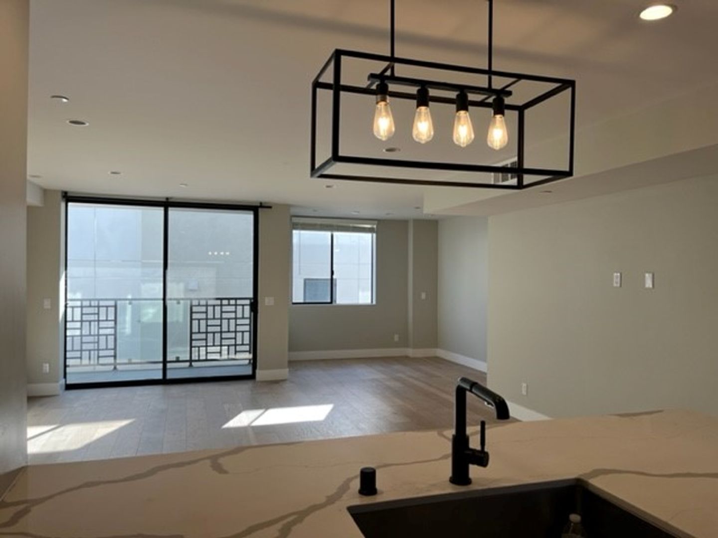 San Diego Apartment: 3104-3118 Garrison Street