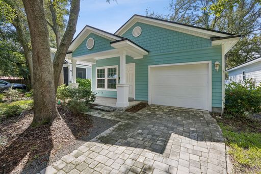 Island Cottage – photo 1