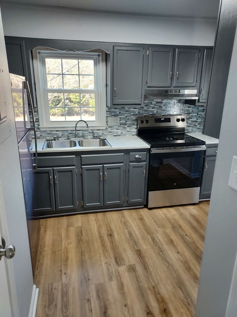 Tappahannock Apartment: Tanyard Drive