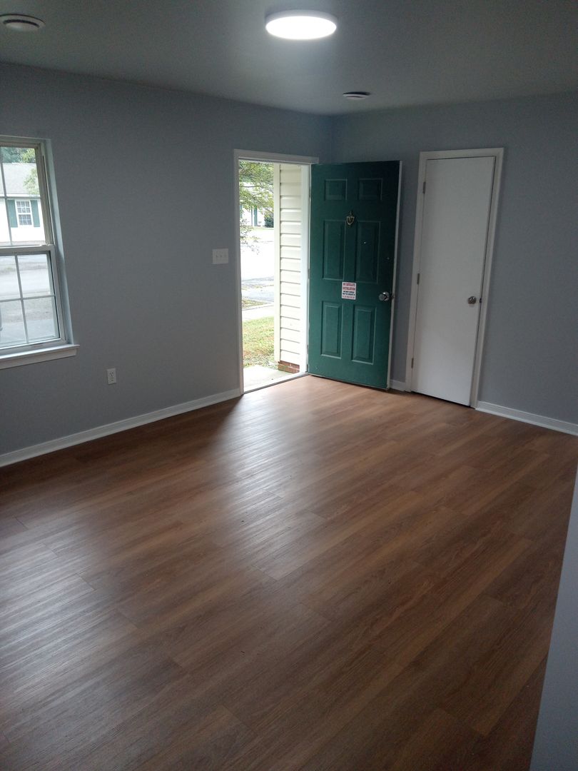 Tapphannock Apartment: Winn Court Rd