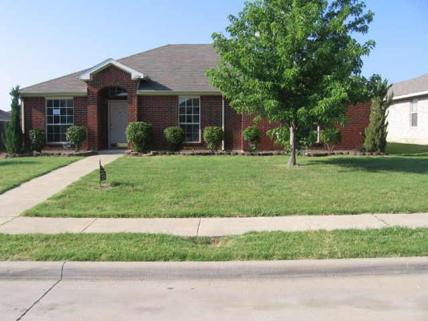 Lancaster House: 1724 Gentry St