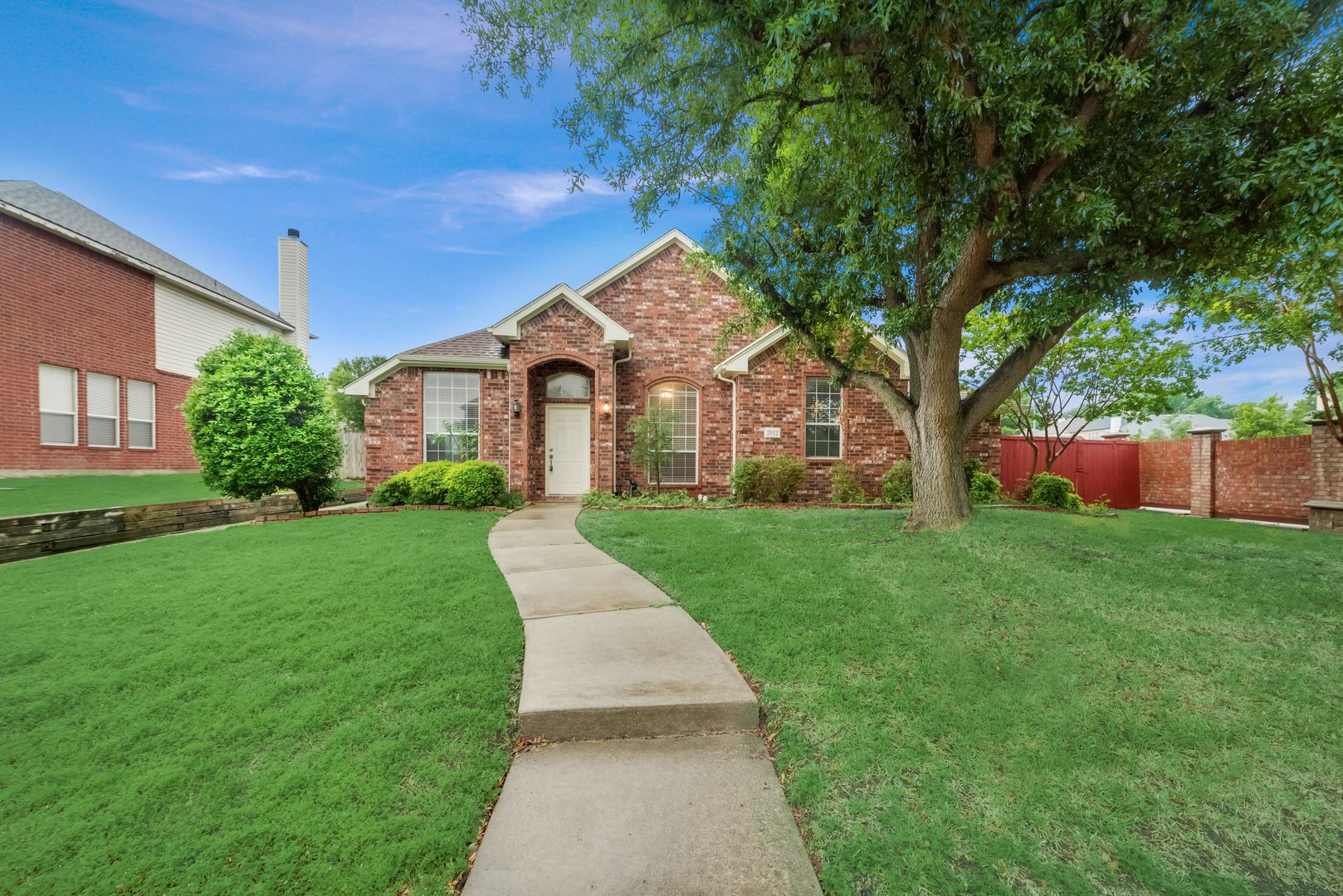 Plano House: 2912 Loftsmoor Lane