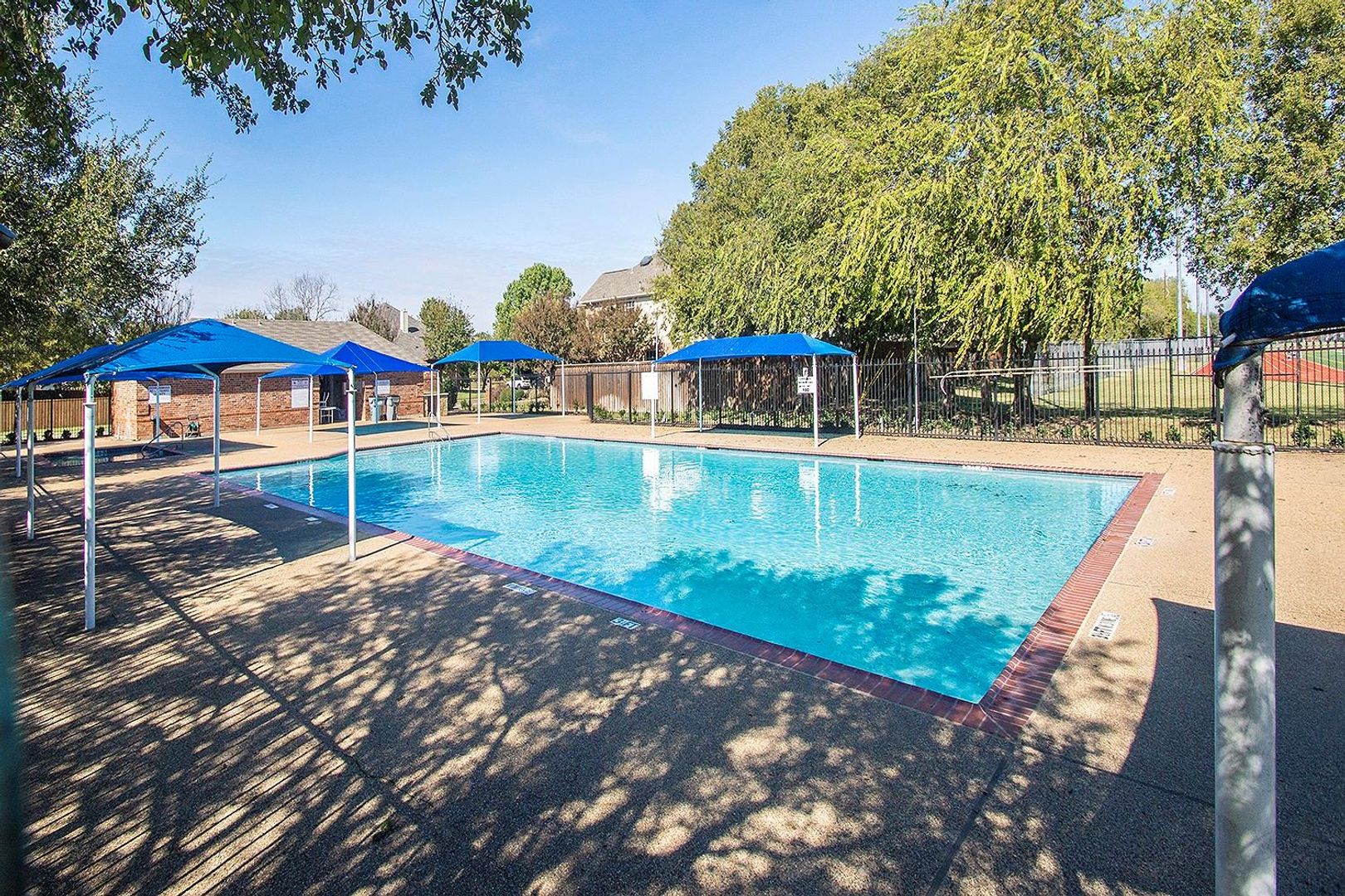 Pool at 406 Leameadow Dr