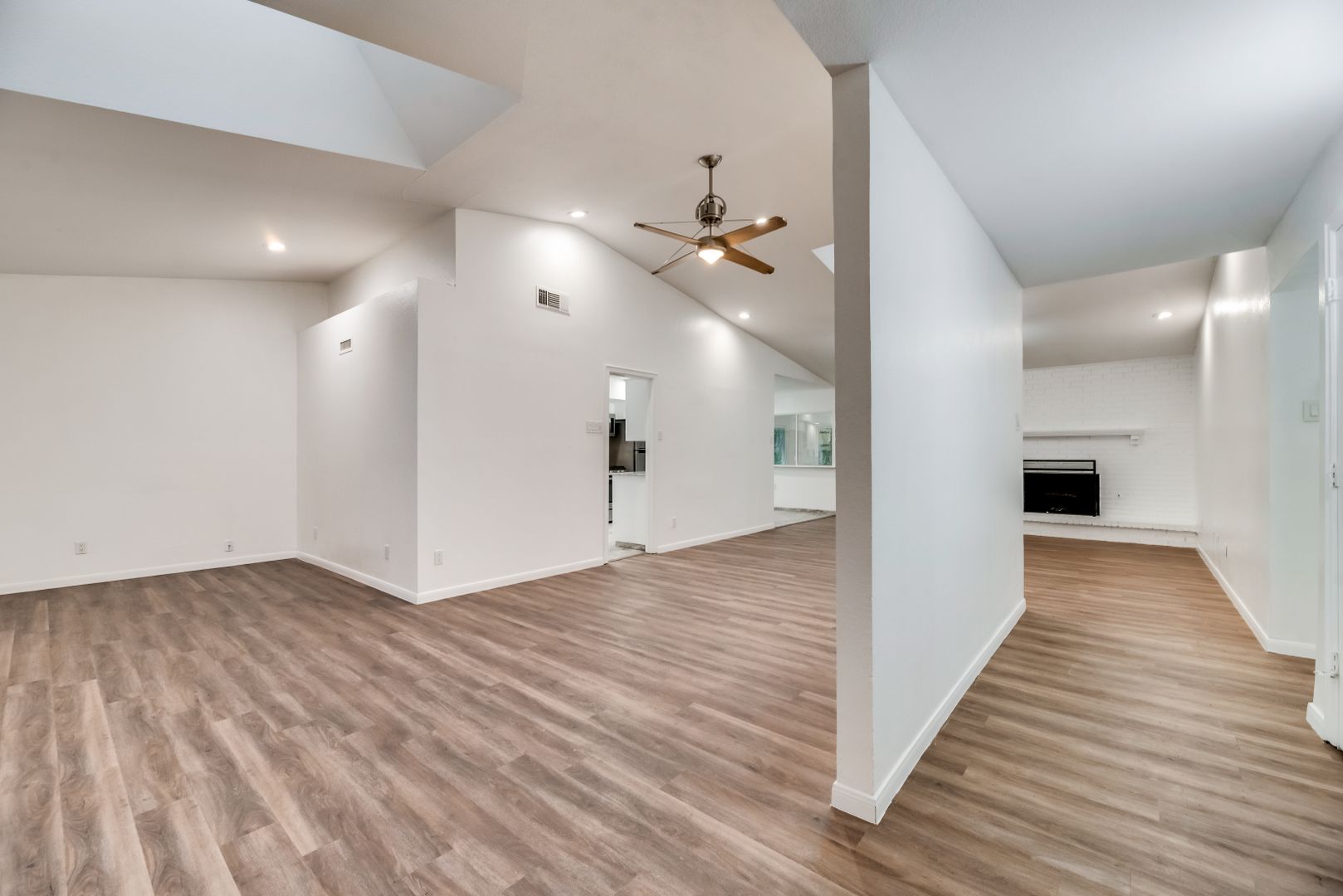 Dallas House: 3940 Dalgreen Circle