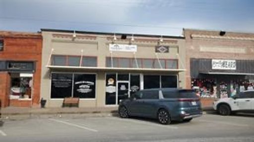 Great Office Space in Downtown Royse City.