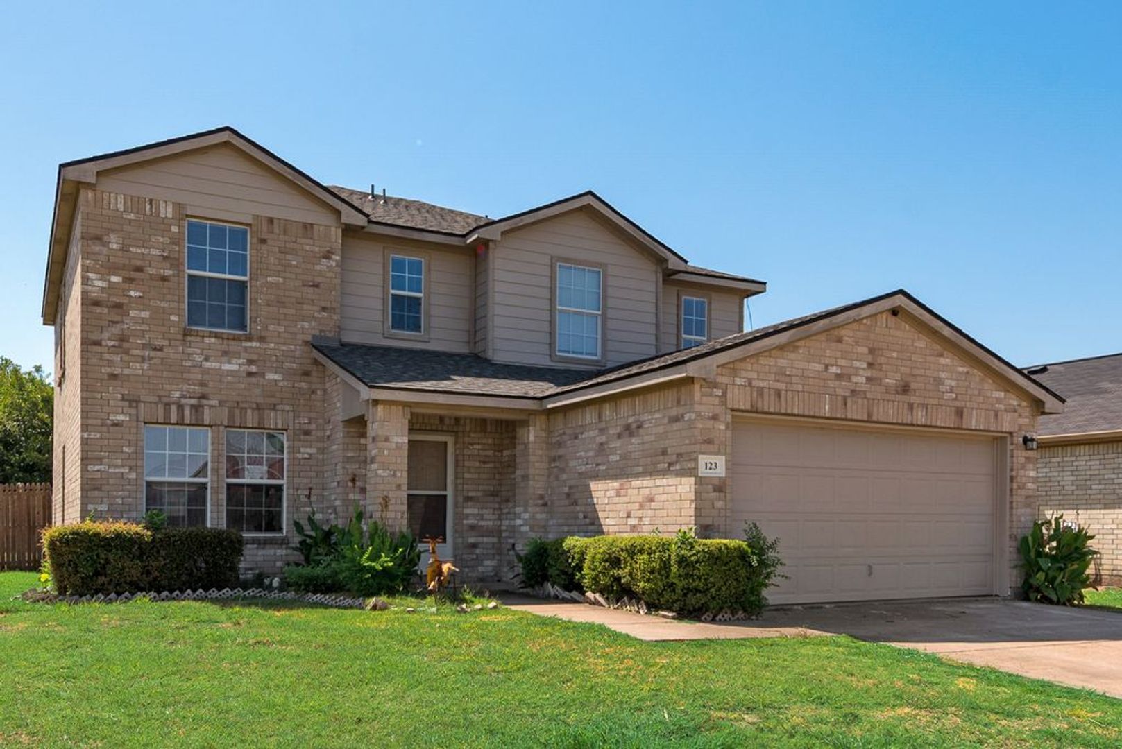 Forney House: 123 Southwestern