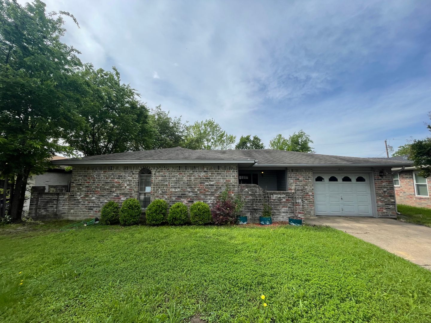 Royse City House: 821 Loganwood DR