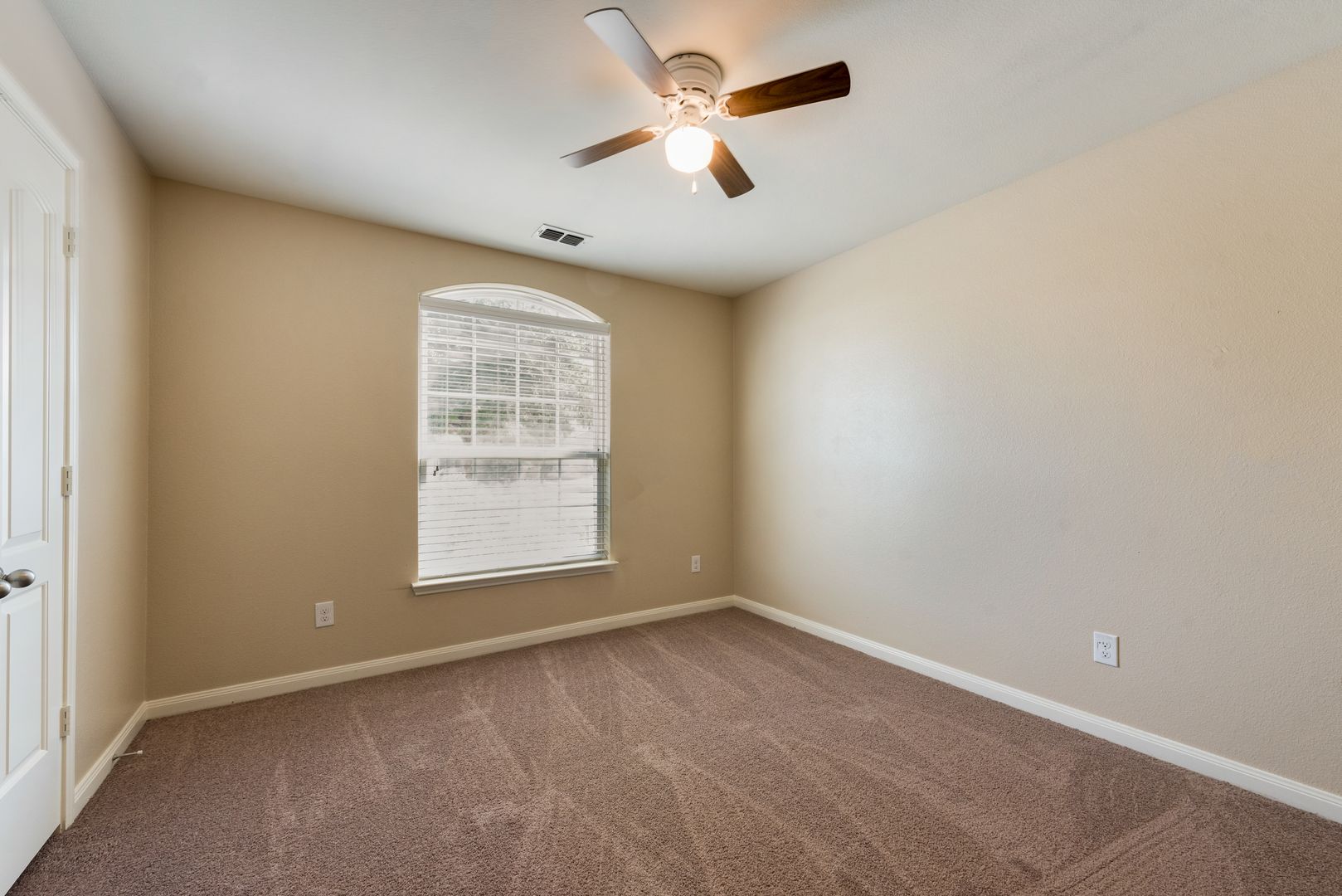 Forney House: 2106 Bluebell