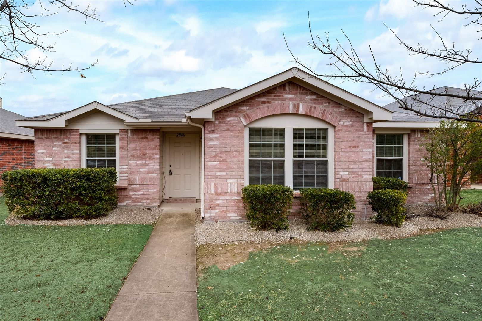 Lancaster House: 2946 Midbury Dr