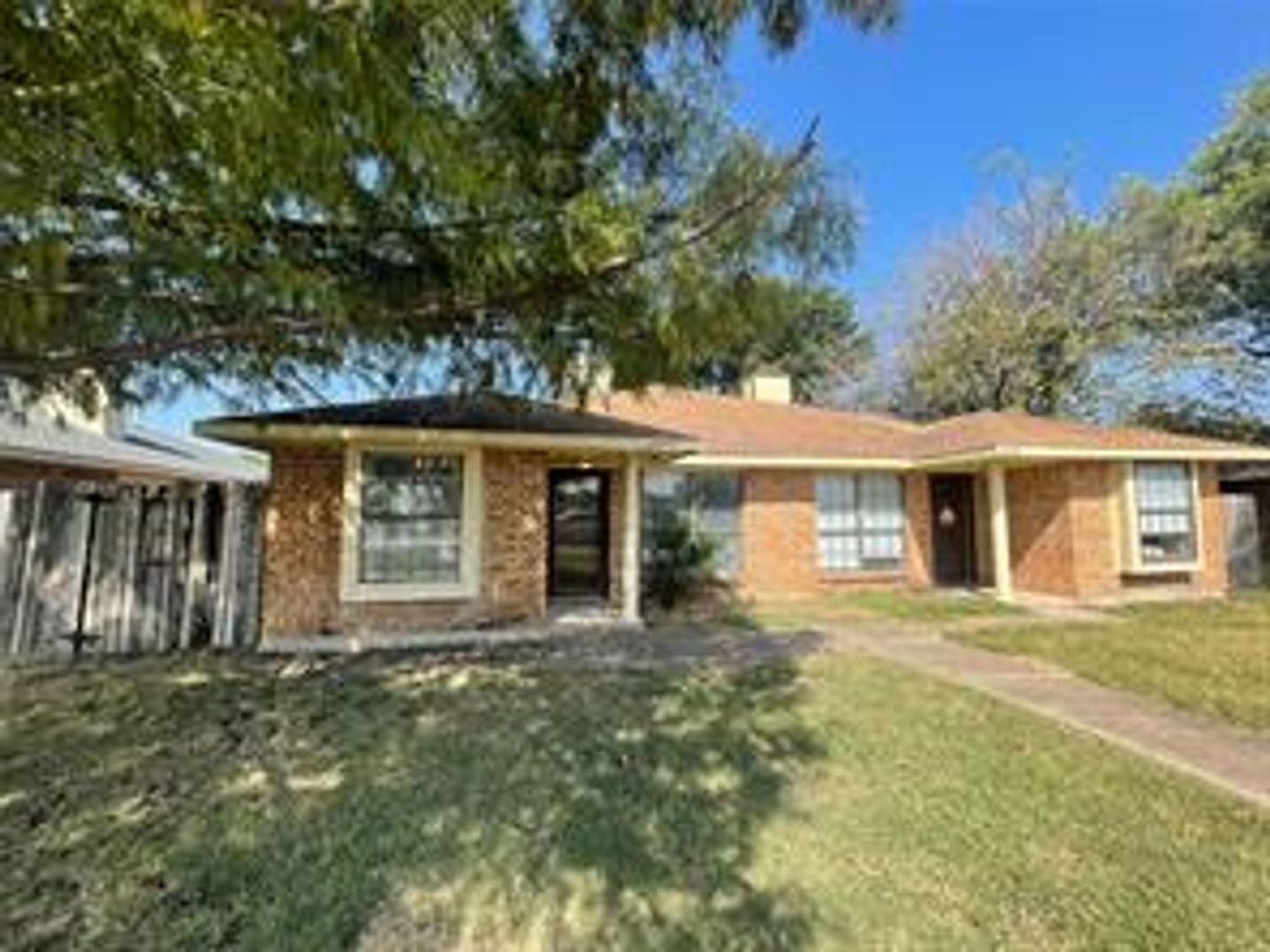 Rowlett House: 2709 Standford Street #A