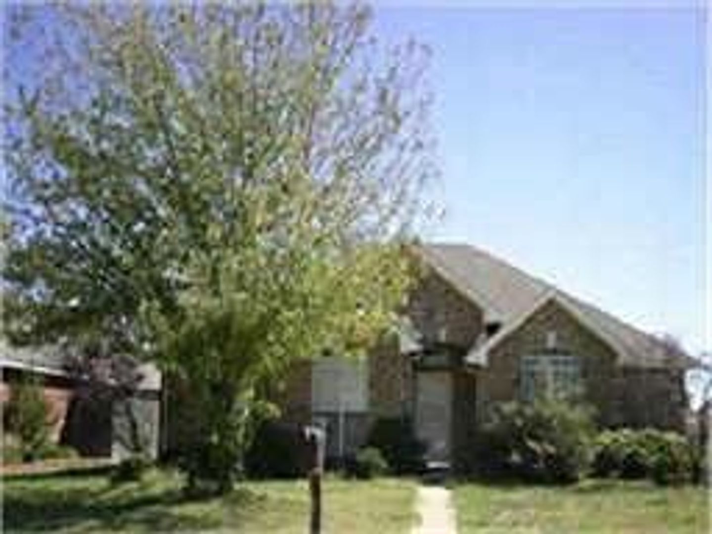 Mesquite House: 1300 Greenfield Dr