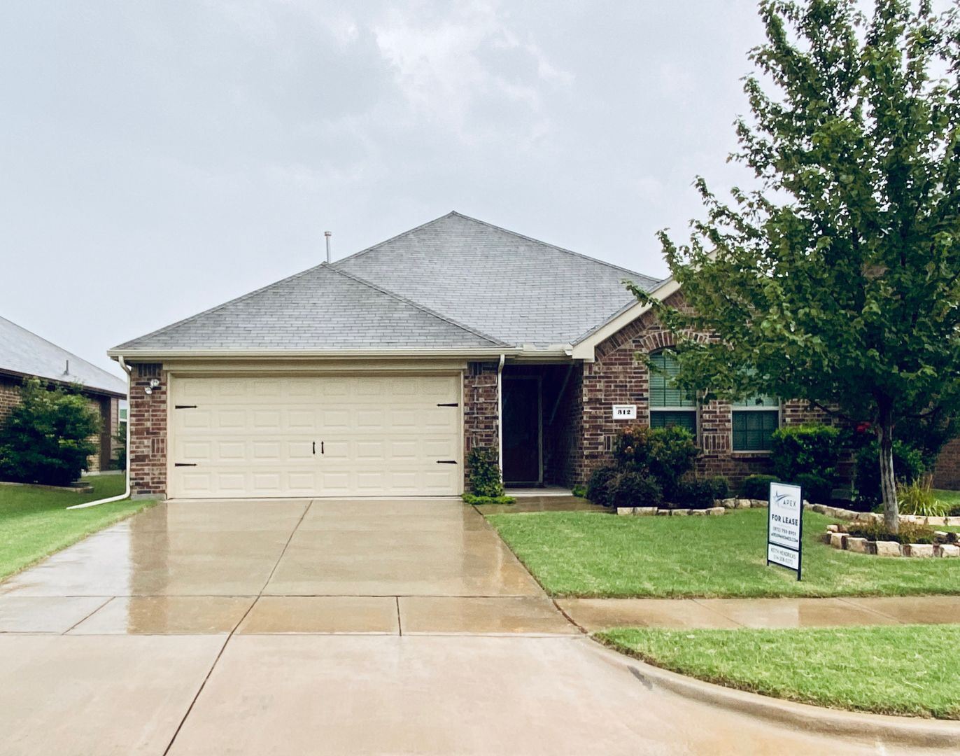 Fate House: 312 Hawthorn Dr