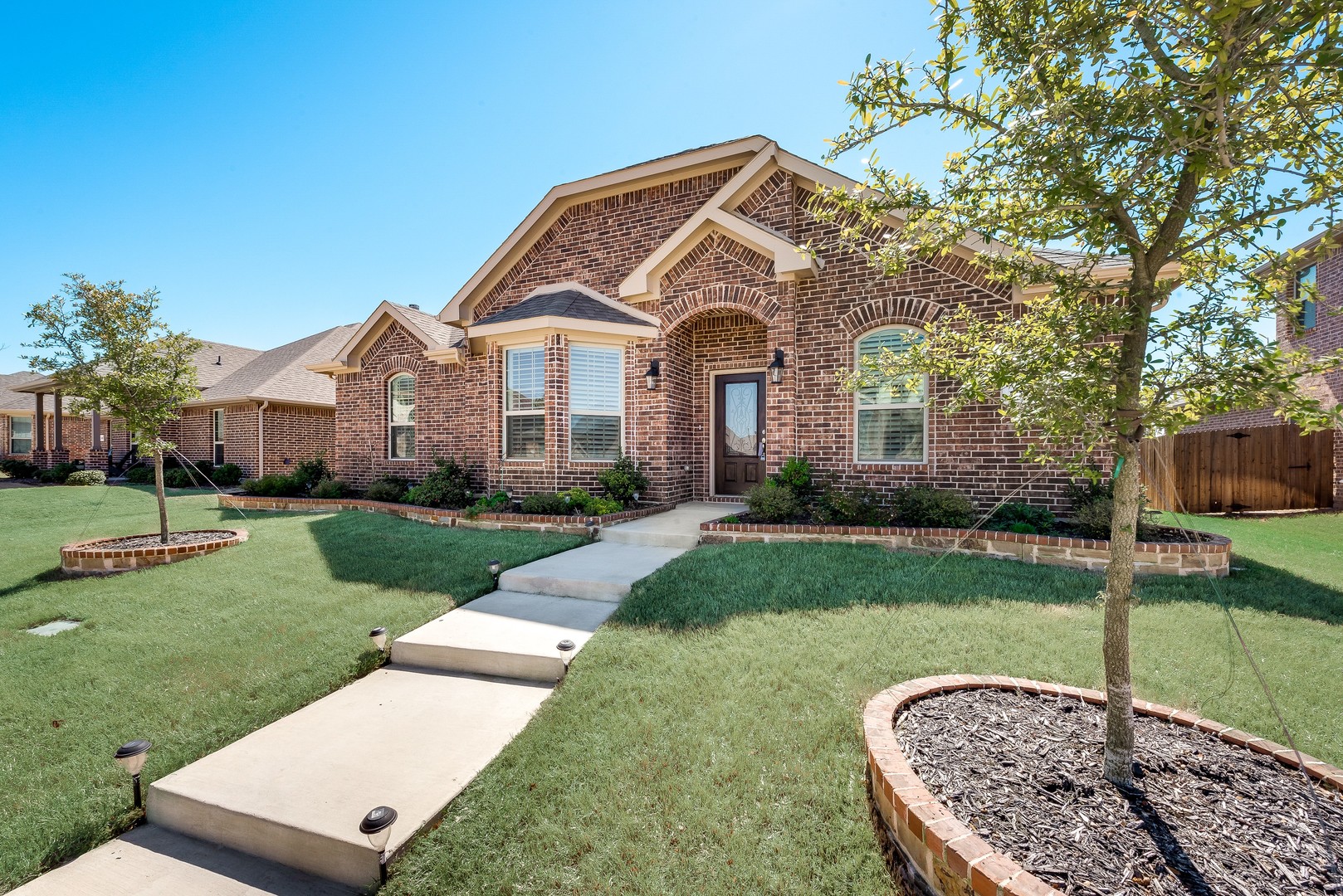 Rockwall House: 1321 Crescent Cove Dr