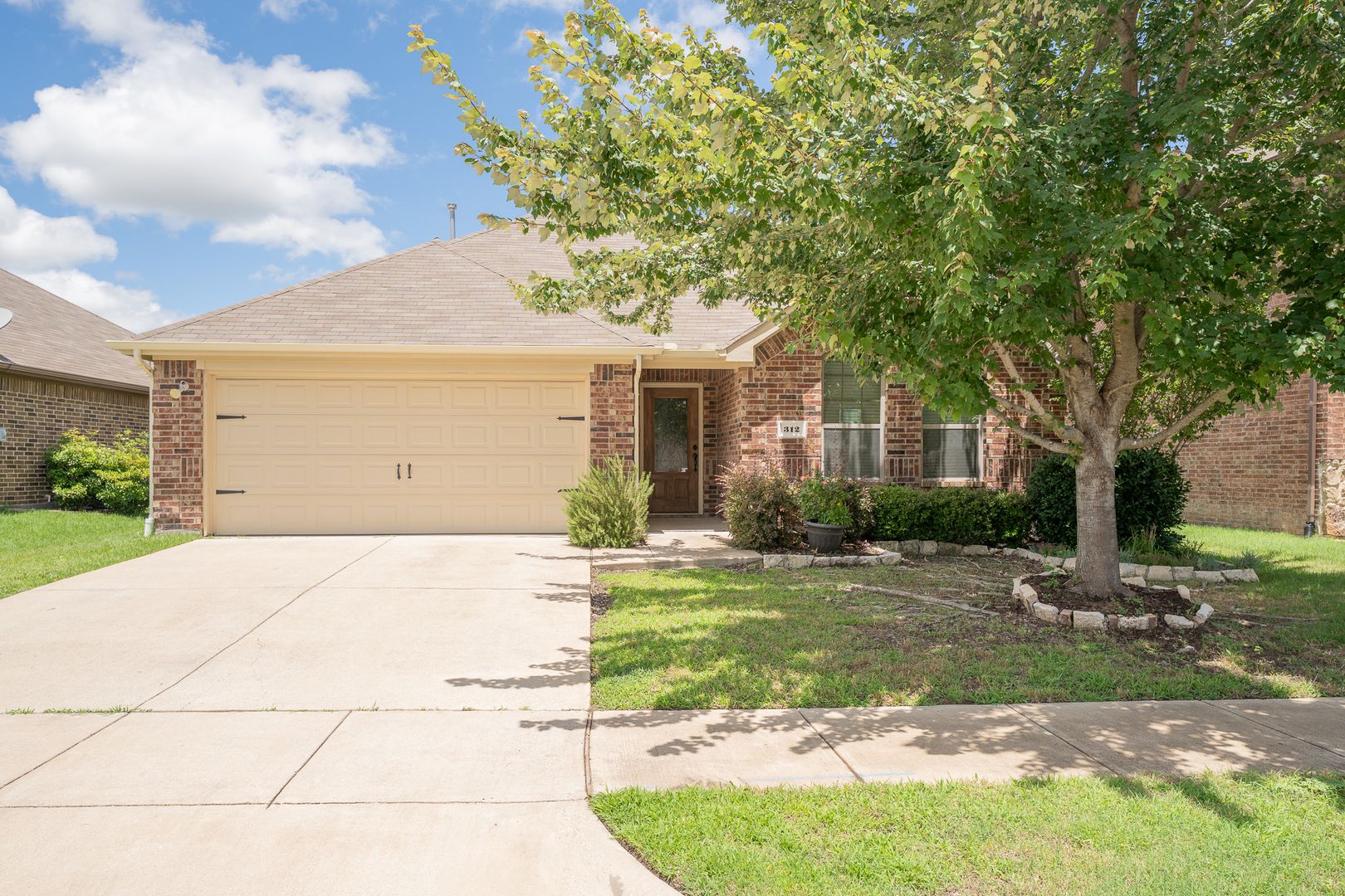 Fate House: 312 Hawthorn Dr