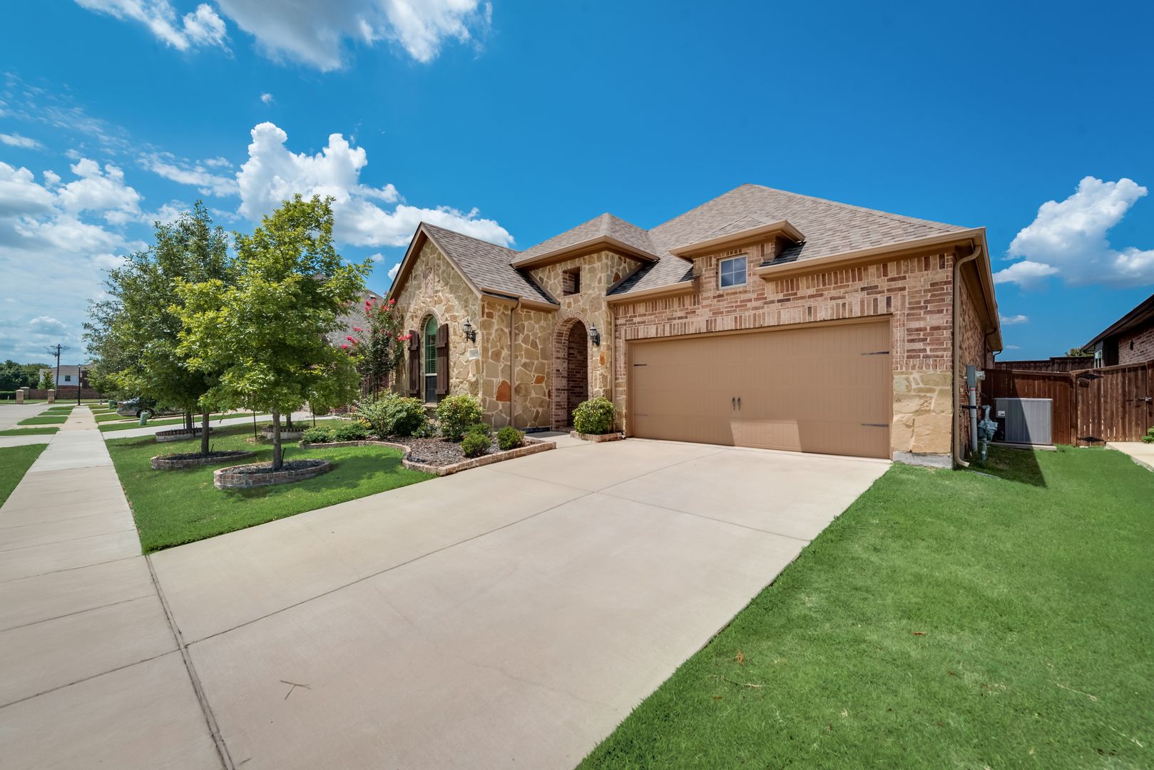 Murphy House: 1025 Pampa Dr