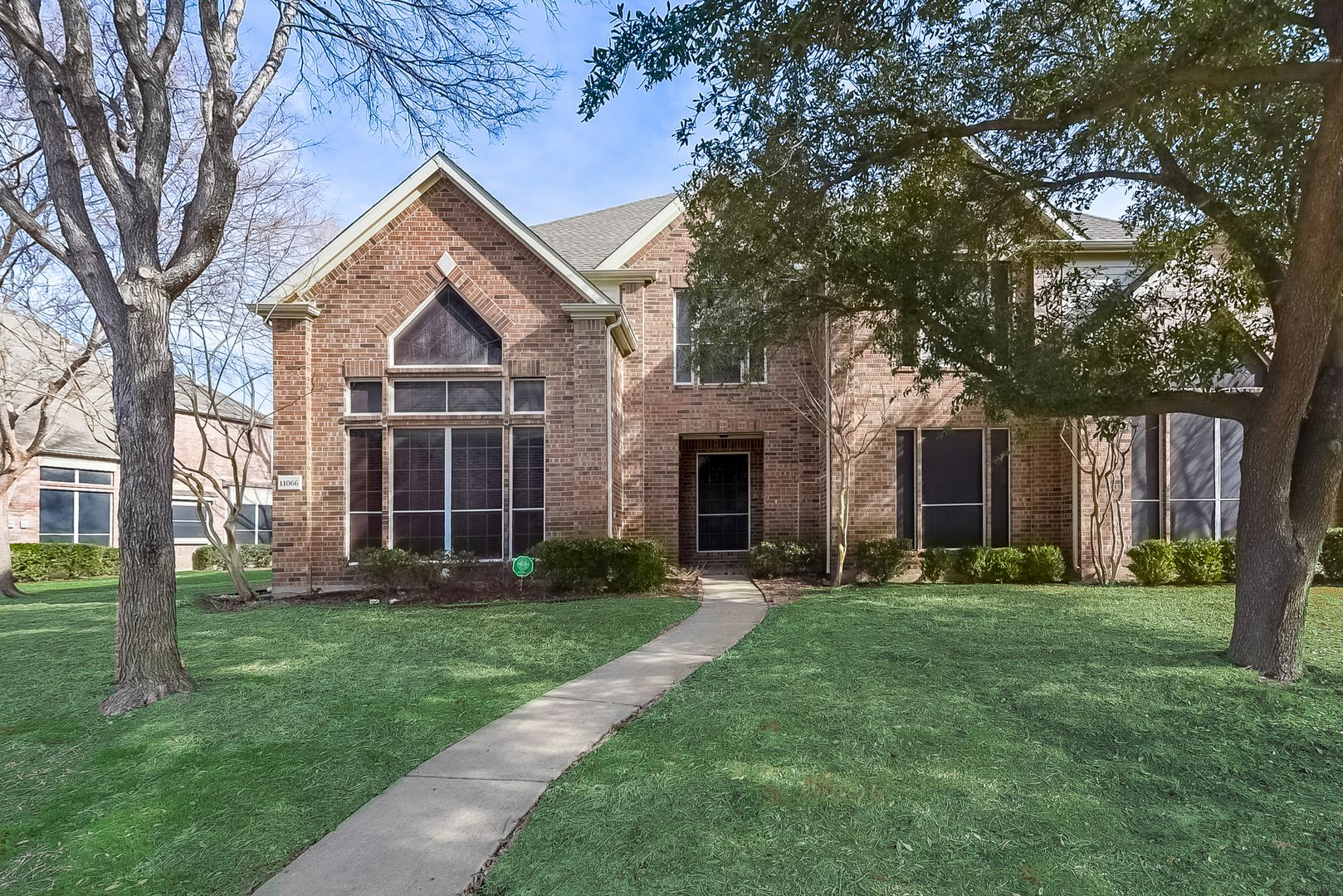 Frisco House: 11066 Chanay Dr