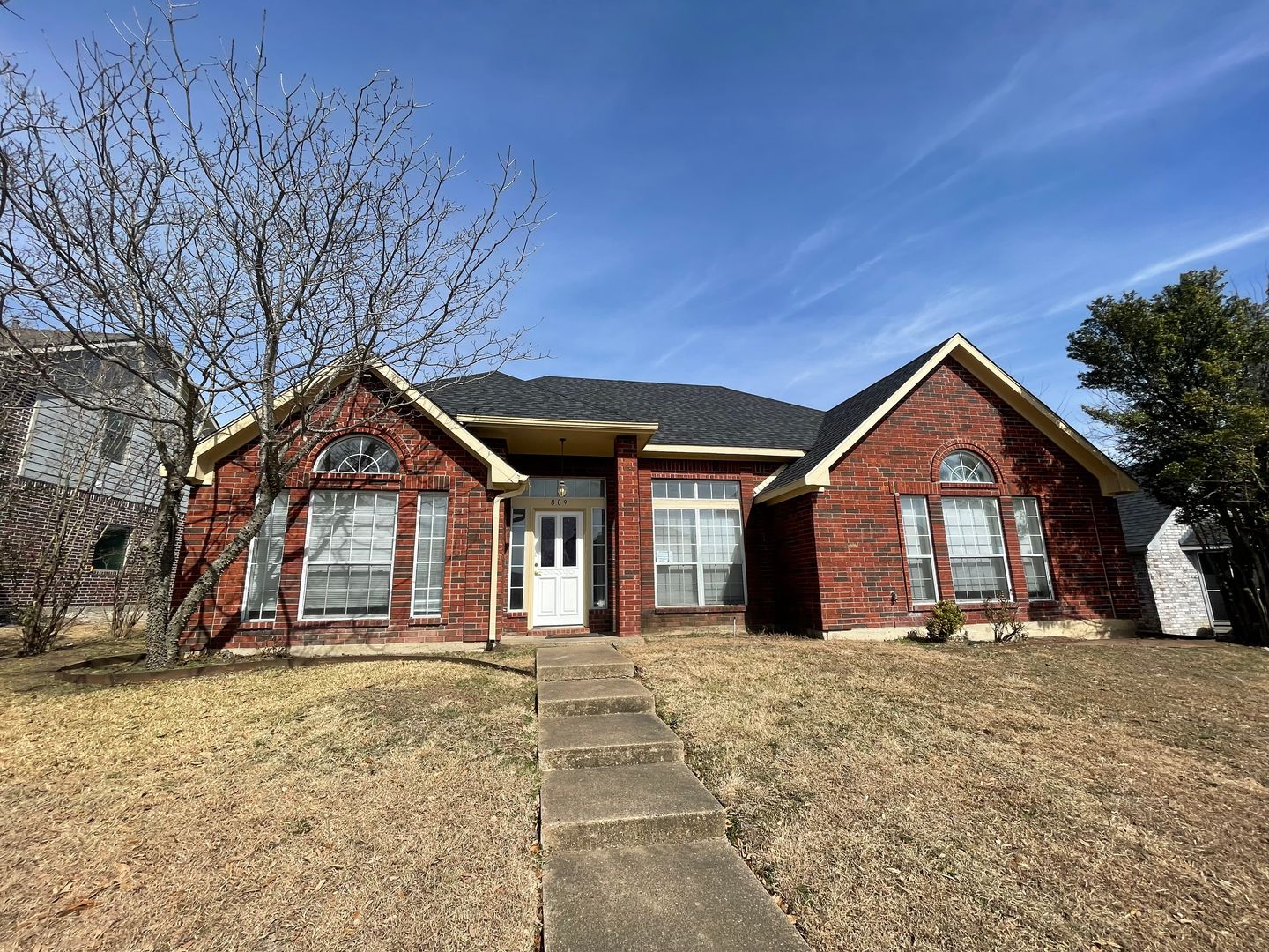 Desoto House: 809 Windy Meadows