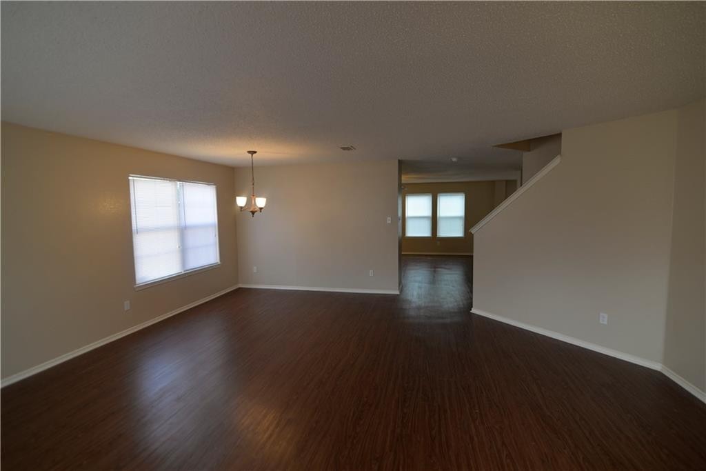 Cedar Hill House: 640 Gibson St