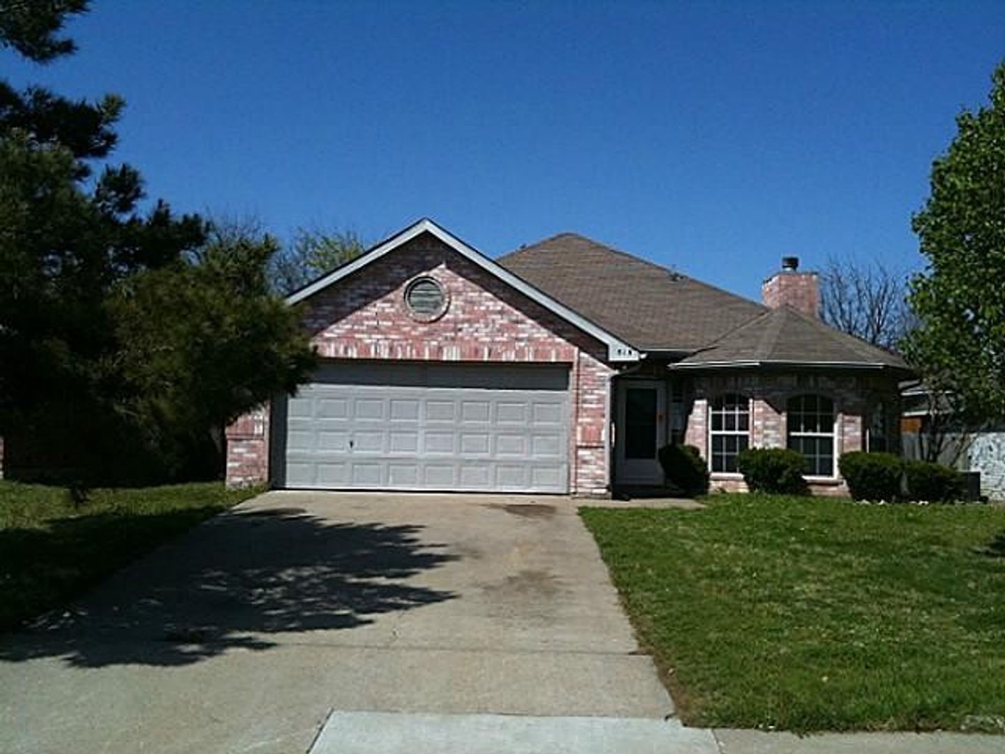 Desoto House: 515 Starling Dr