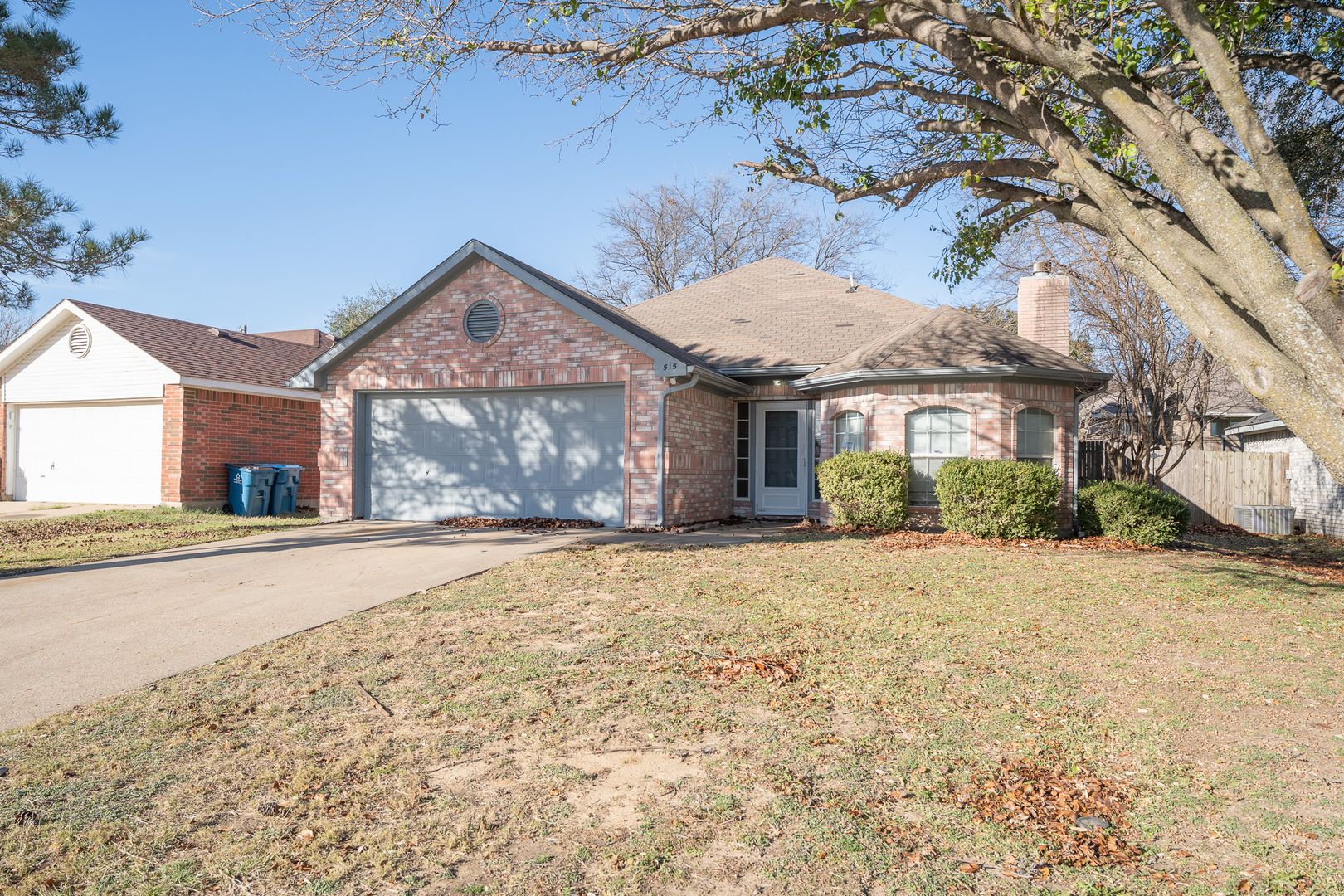 Desoto House: 515 Starling Dr