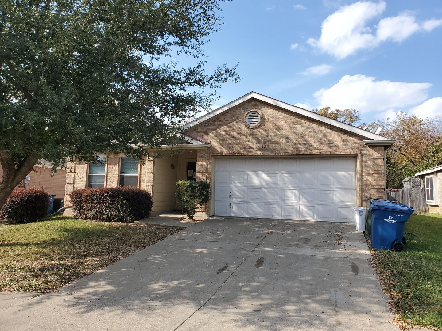 Seagoville House: 128 Quail Run