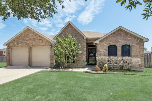 Great home in a great location! – photo 1