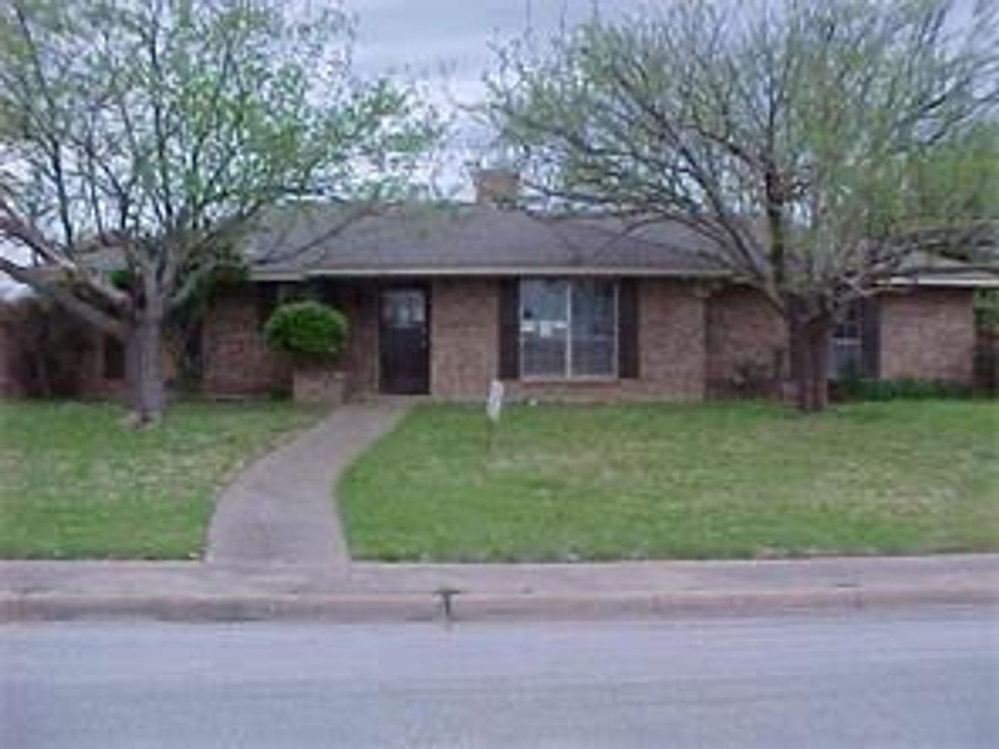 DeSoto House: 309 Brookview