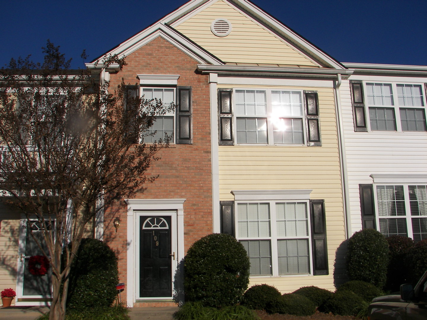 Greer House: 109 Waterford Park