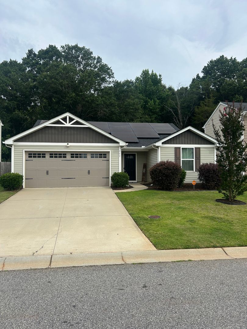 Greenville House: 111 Portchester Lane
