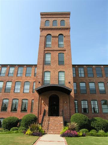 Greenville House: 400 Mills Avenue