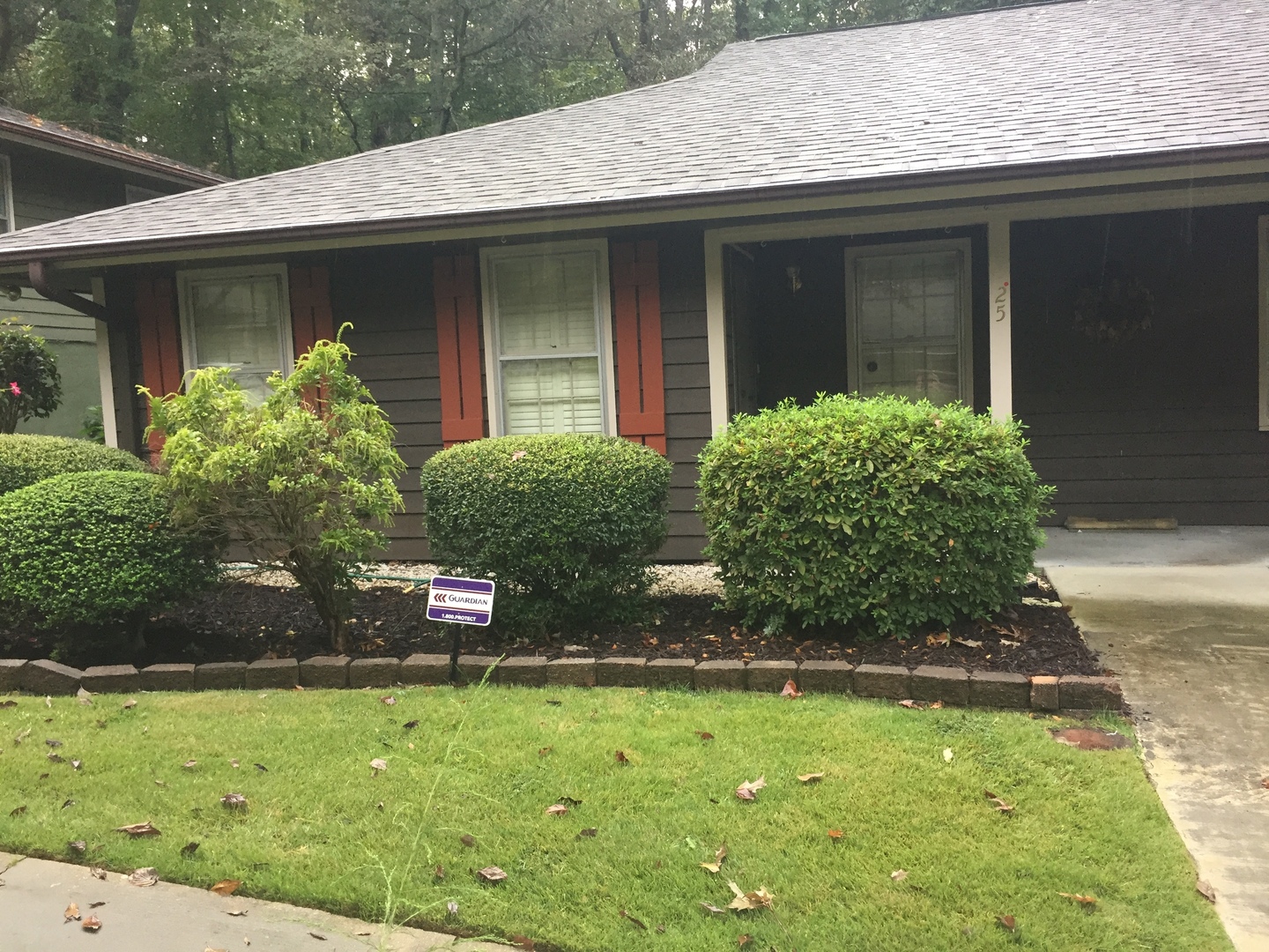 Greenville House: 25 Oakwood Drive