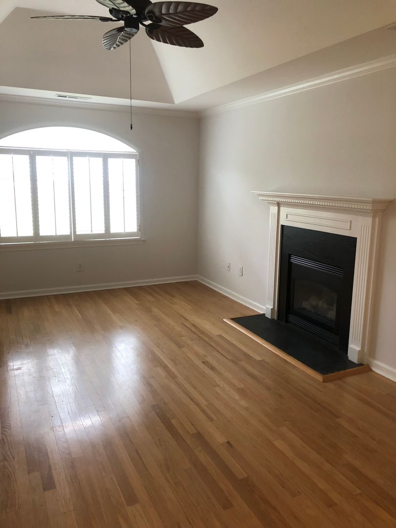 Greenville House: 308 Ivystone Drive