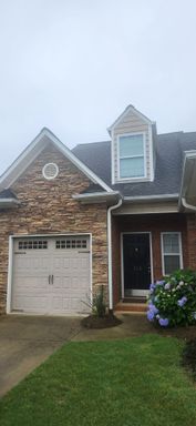 Spacious Townhome Convenient to Greenville & Spartanburg – photo 1