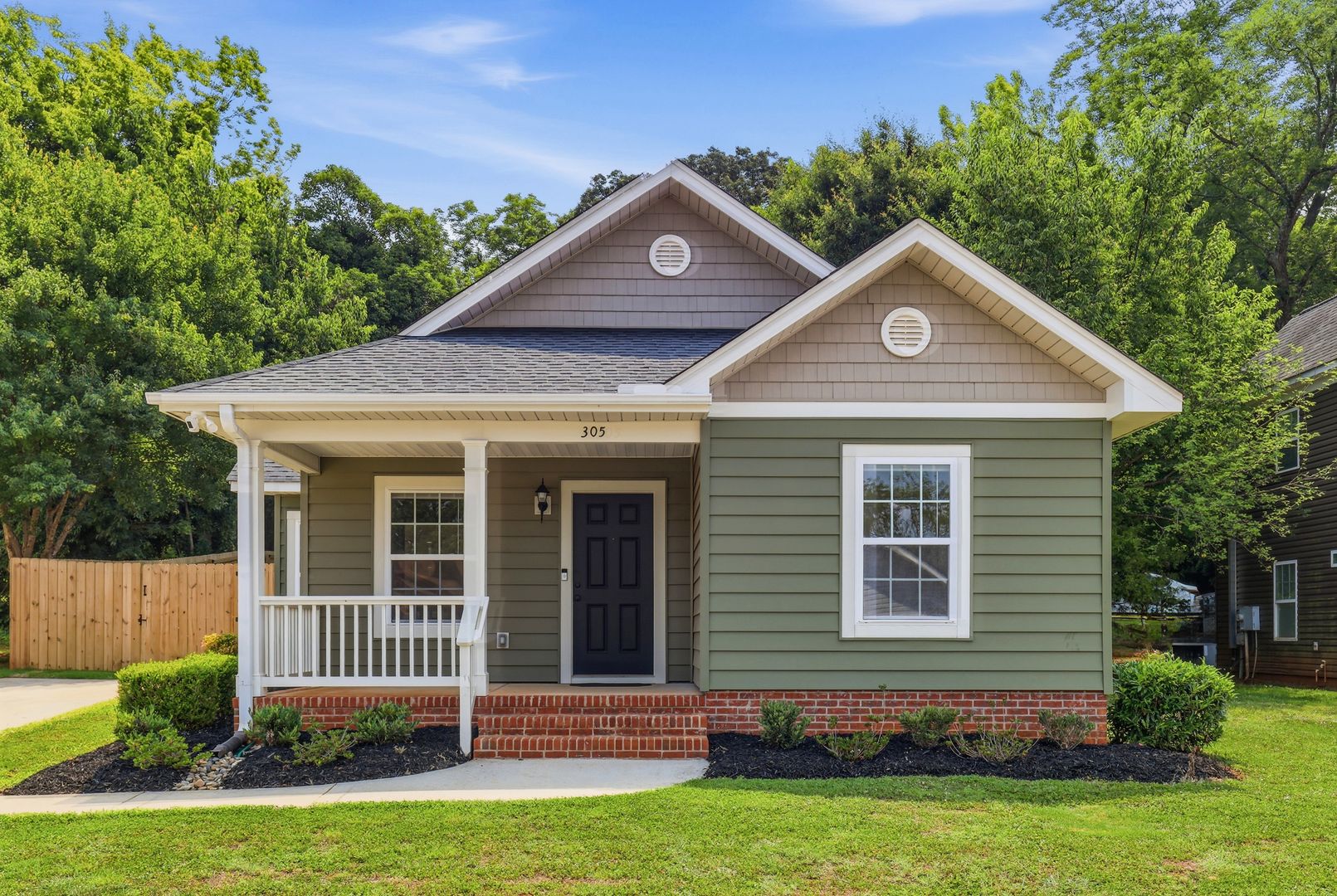 Greenville House: 305 S. Calhoun St