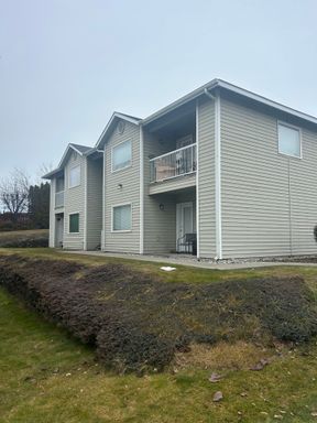 Beautiful 2 bedroom 1 bathroom