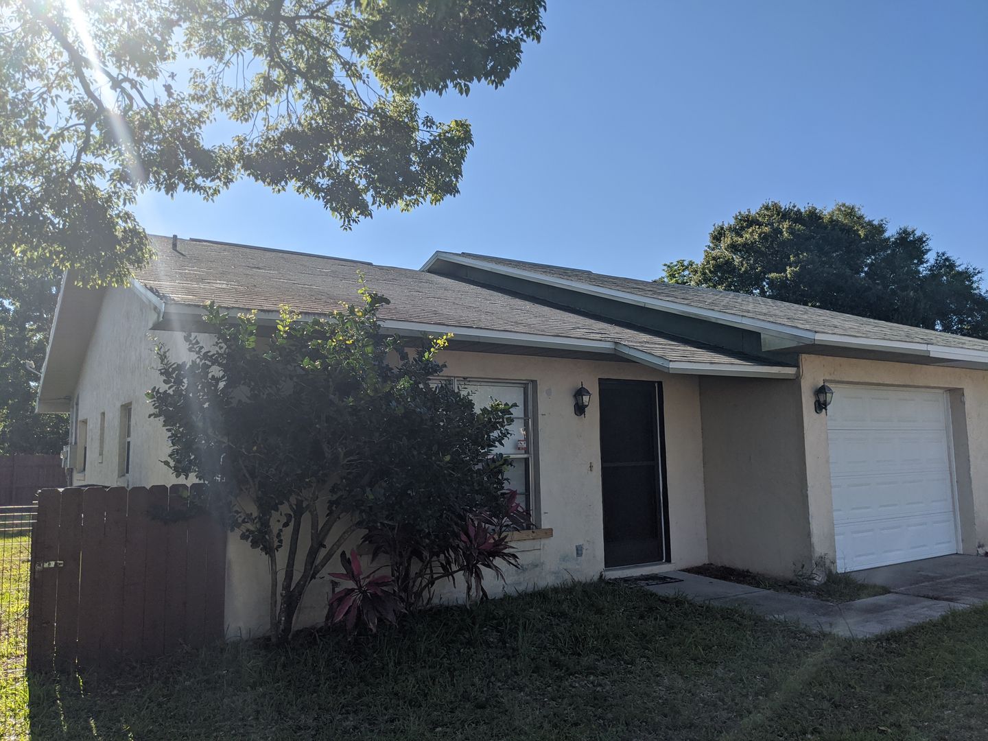 Titusville House: 142 E Towne Pl