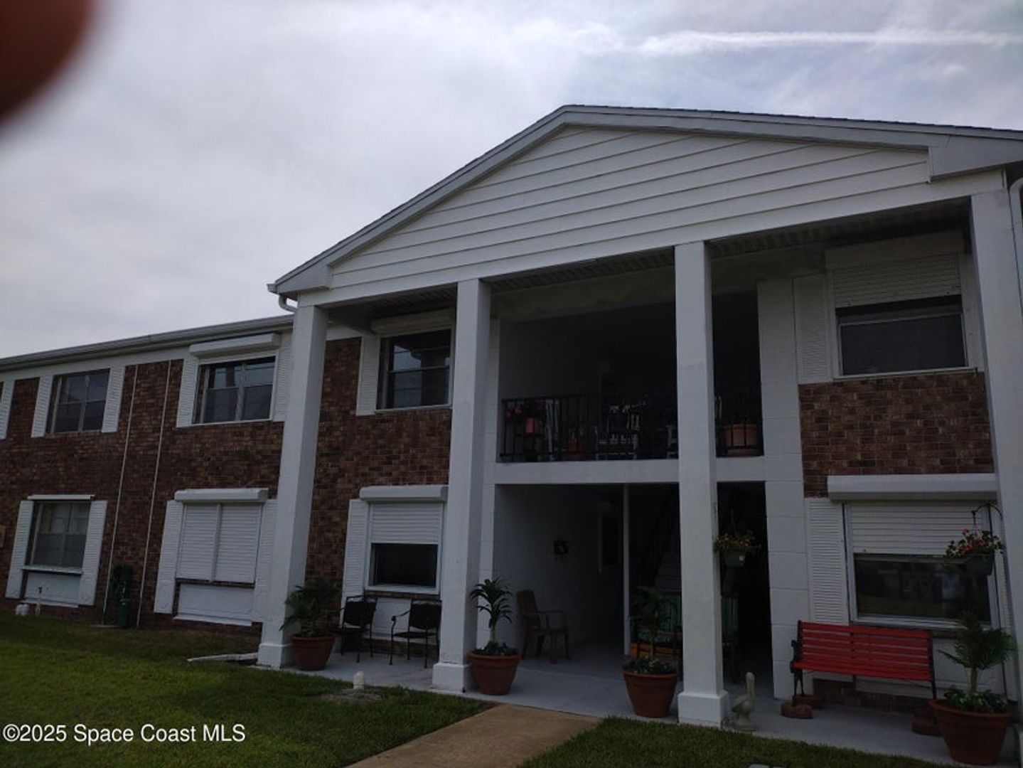 Titusville House: 190 E Olmstead Drive H9