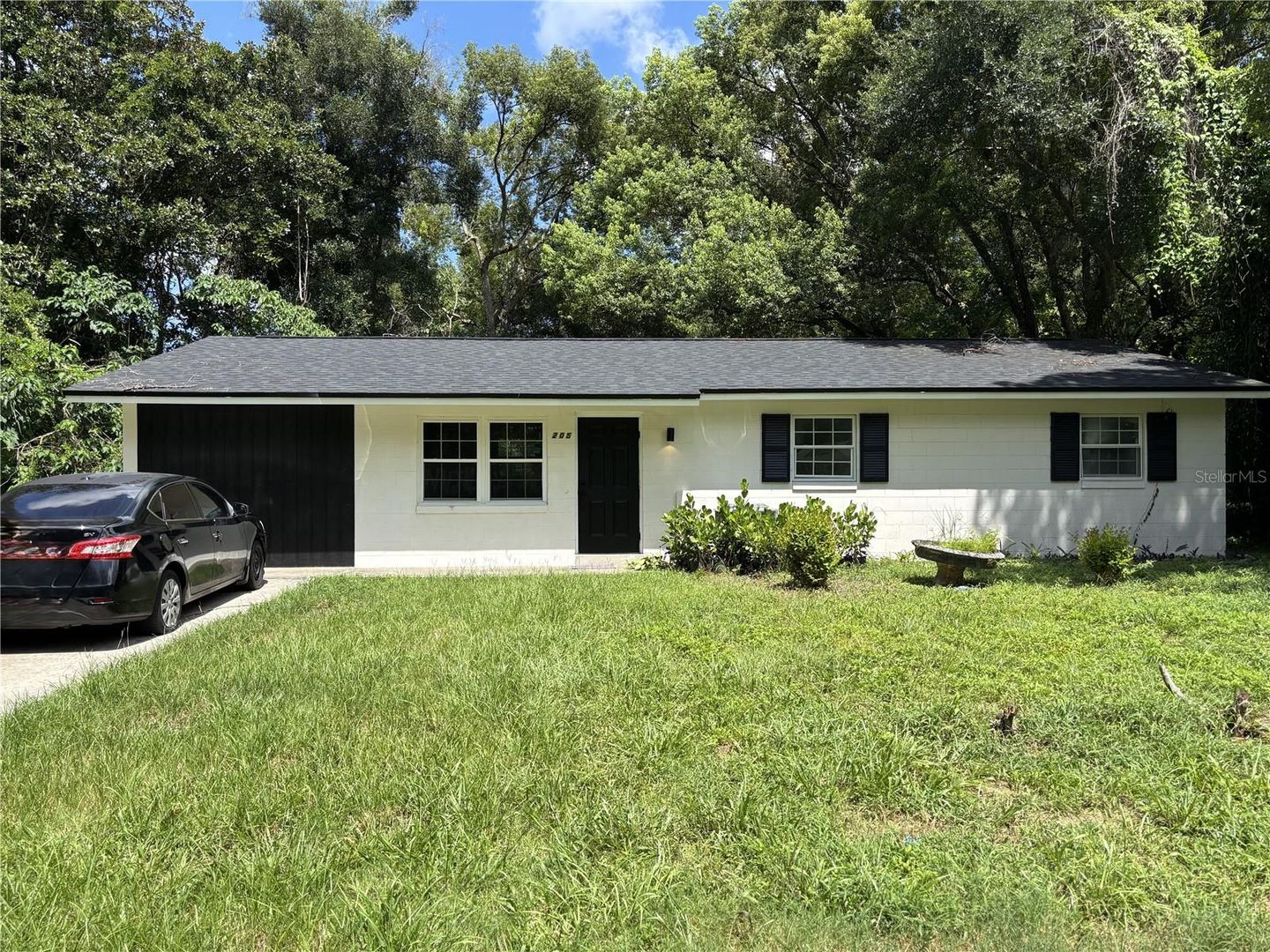 Deland House: 205 S Chandler Ave