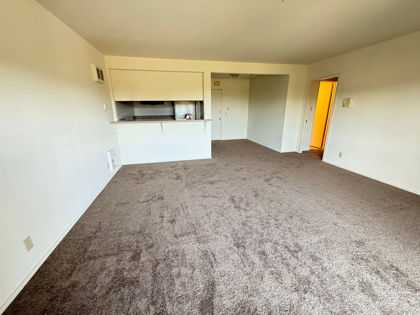 BELMONT Apartment: 2151 CARLMONT DRIVE