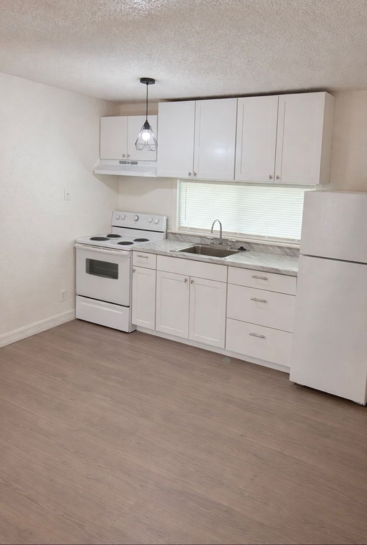 COLLEGE STATION Apartment: 1505 PARK PLACE