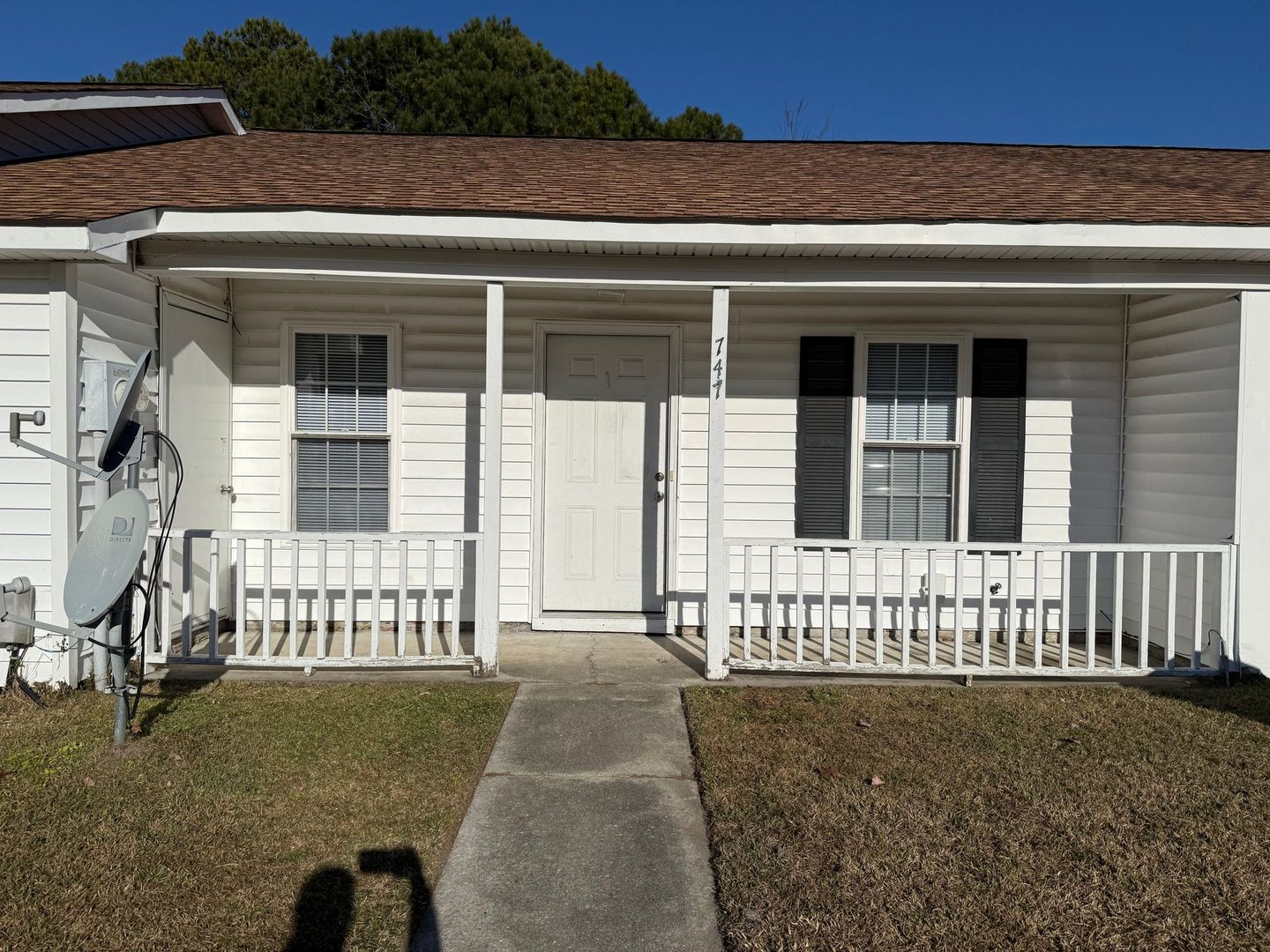 Jacksonville House: 747 Pinewood Drive