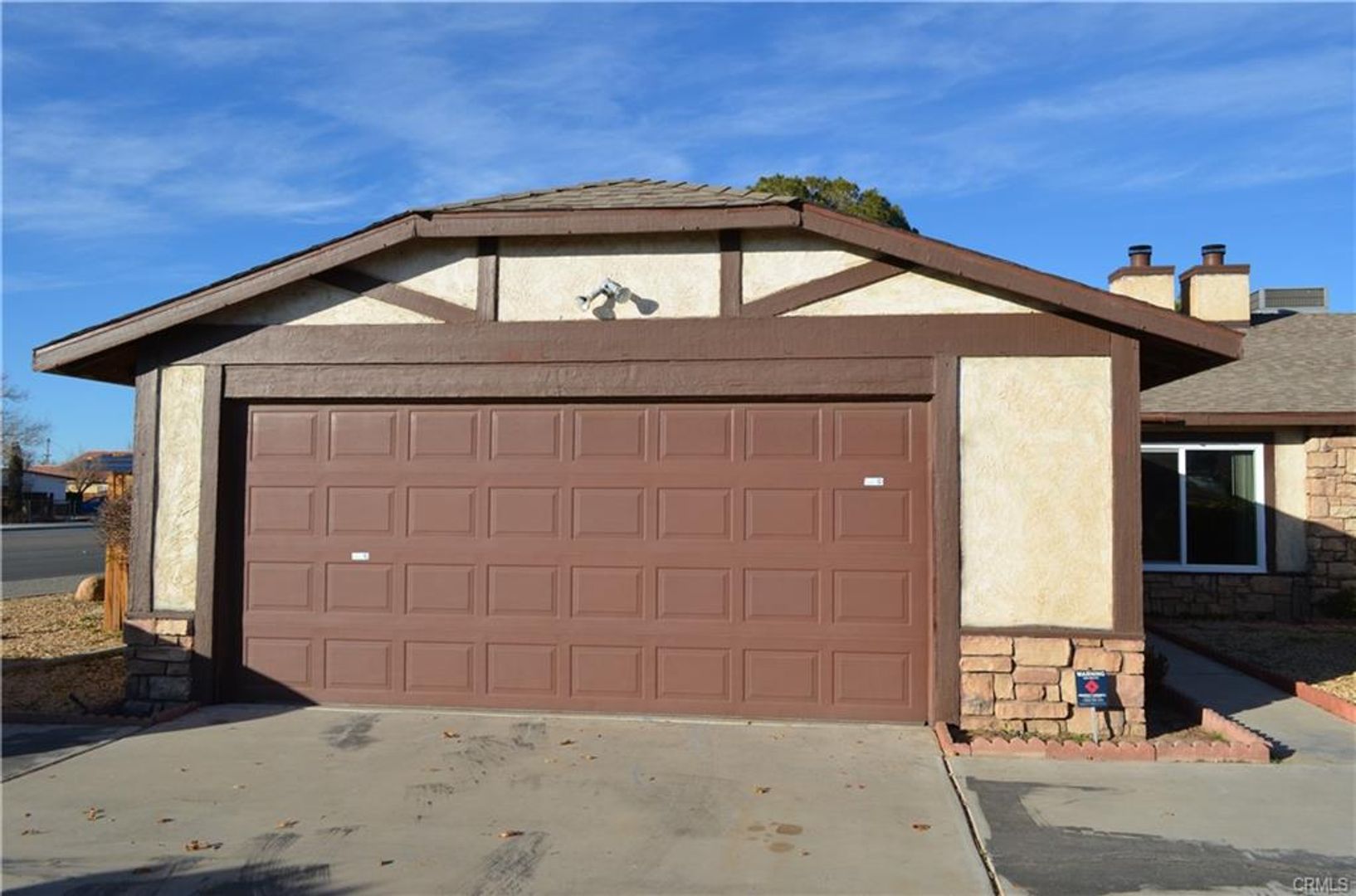 Apple Valley Apartment: 13073 Navajo Rd