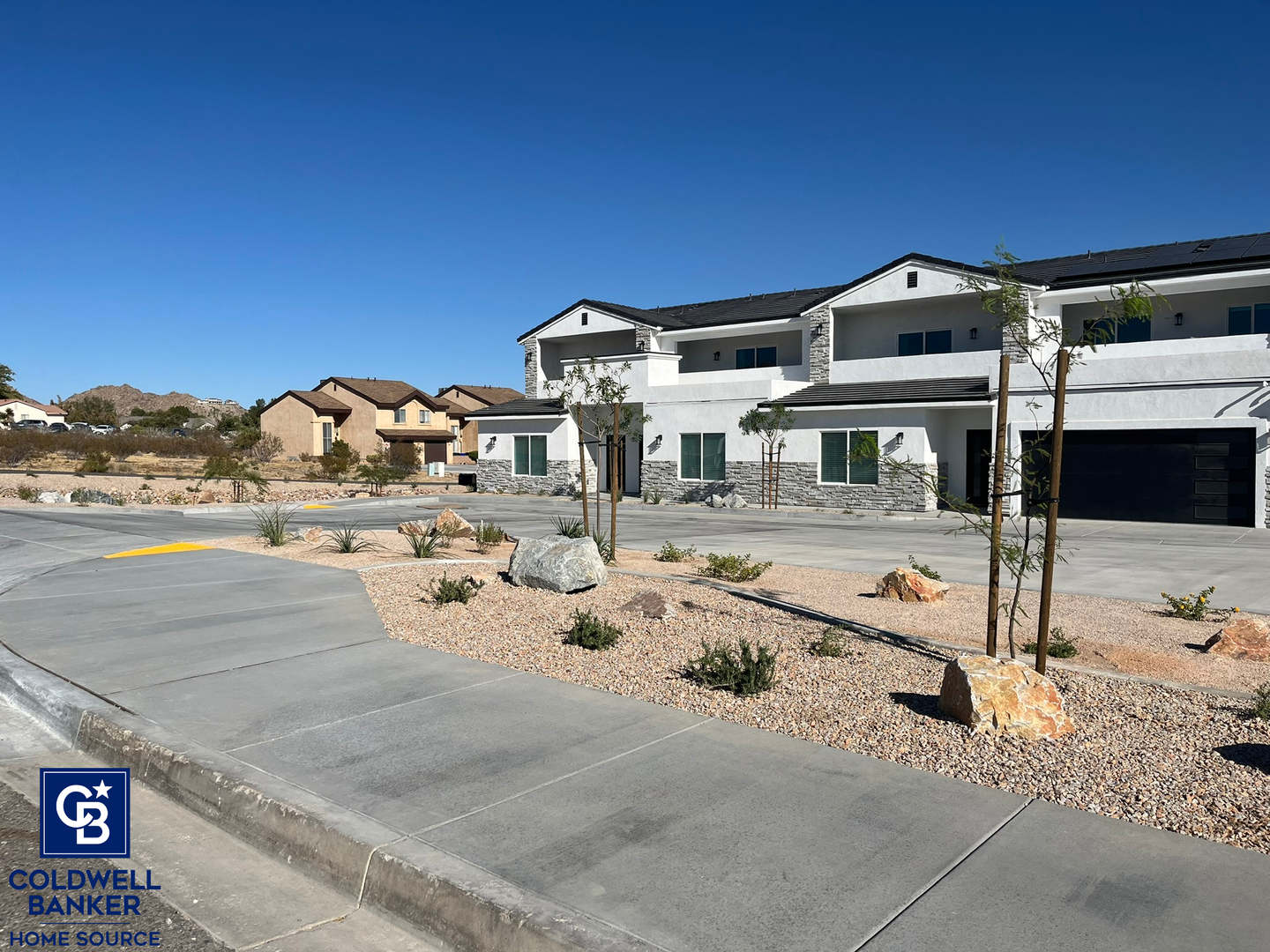 Apple Valley Apartment: 16295 Viho Rd.