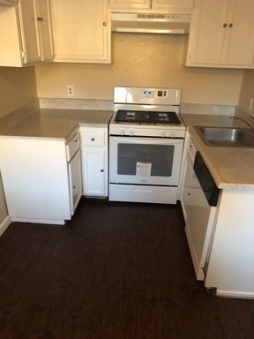 Apple Valley Apartment: 20488 Yuma Rd