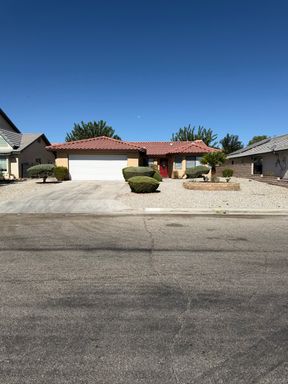 3 Bedroom in the community of Silver Lakes