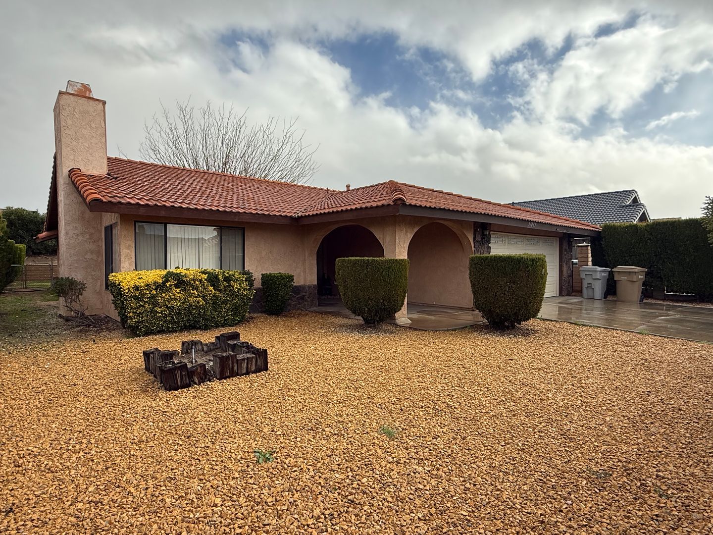 Victorville House: 13005 Bermuda Dunes