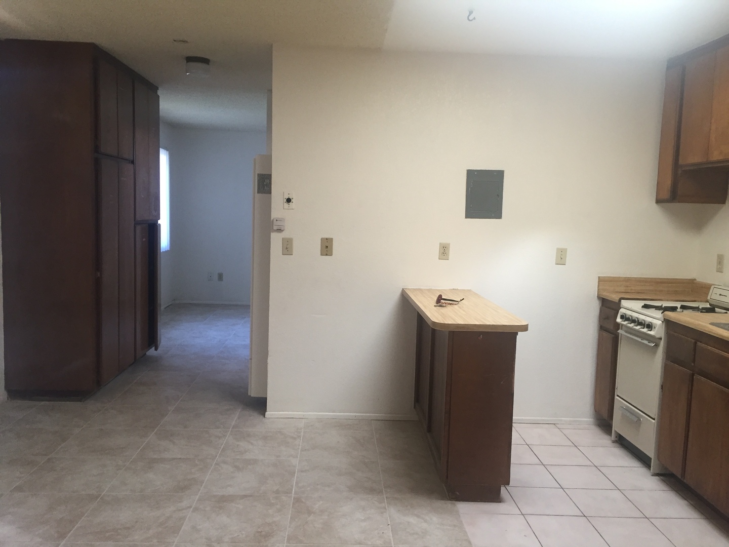 16201 Cahuenga Rd Unit 6, Victorville, CA 92394