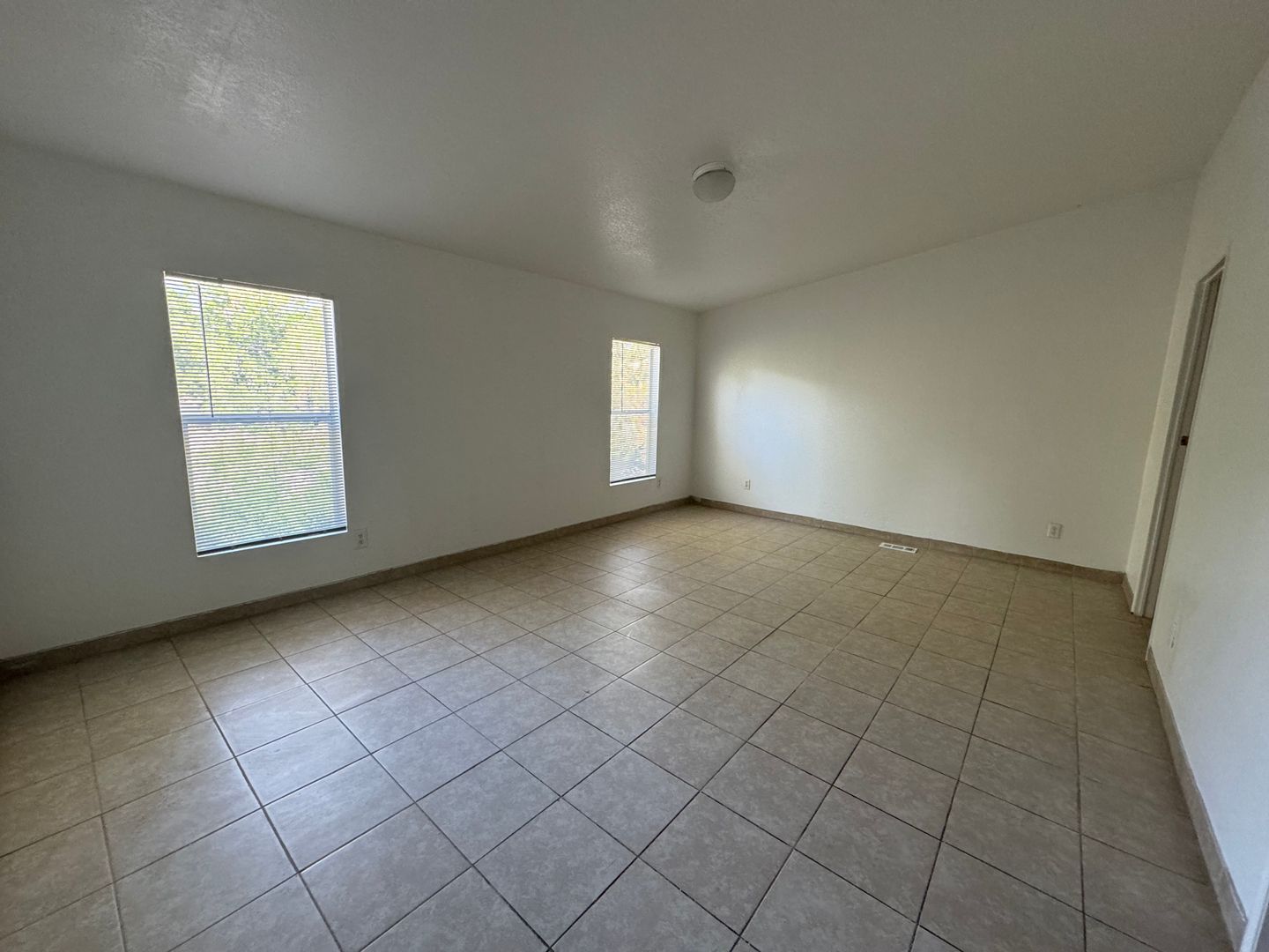 32478 Sapphire Rd., Lucerne Valley, CA 92356