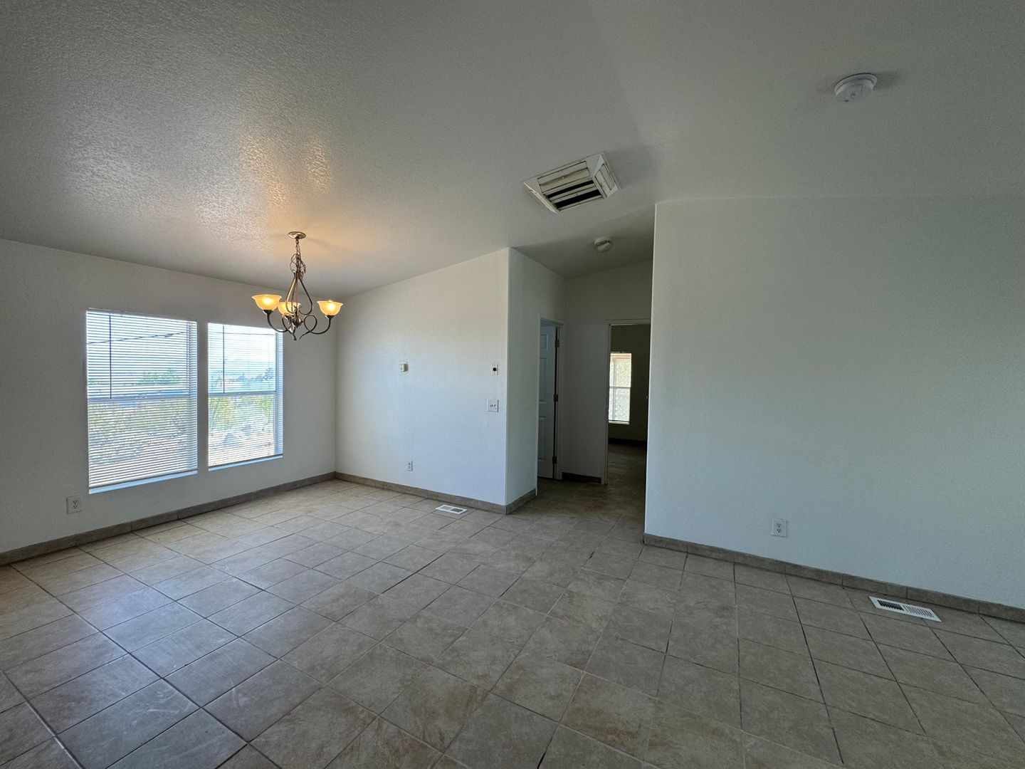 32478 Sapphire Rd., Lucerne Valley, CA 92356