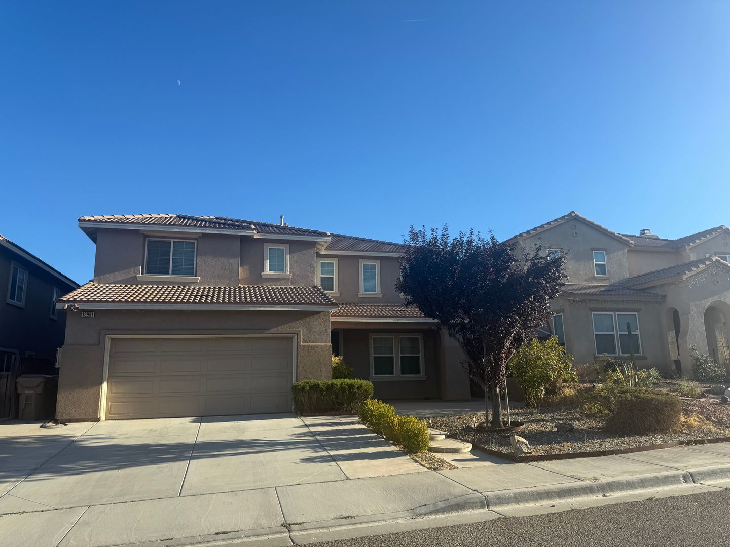 Hesperia House: 12951 Susanville St